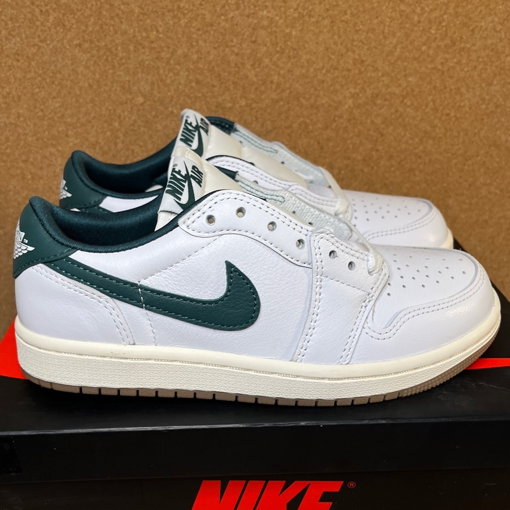 Nike
Jordan 1 OG low
Brand new - Picture 6 of 15